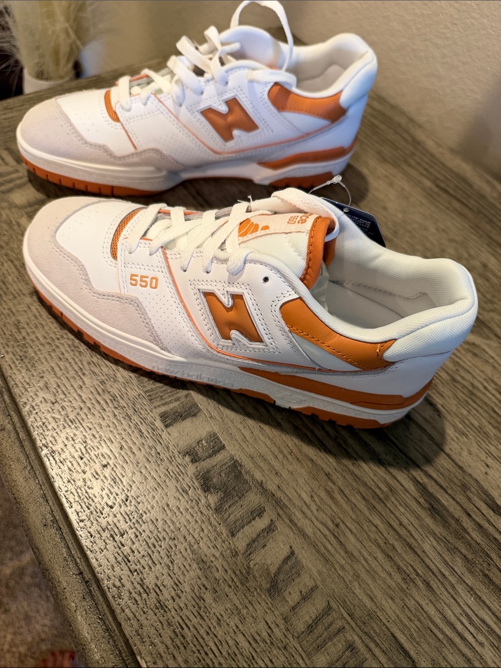 Men’s New Balance 550 sneakers - White & Brown - Picture 3 of 4
